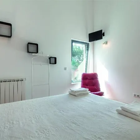 On Monte Sao Felix Villa *