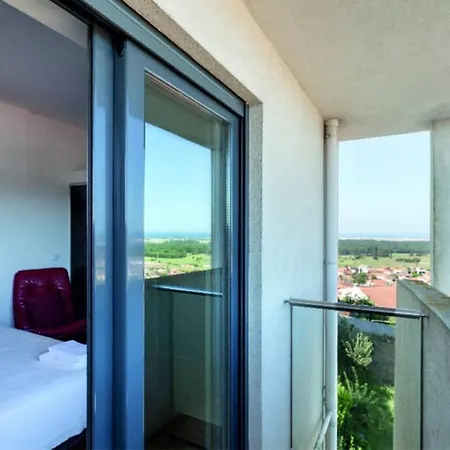 On Monte Sao Felix Laundos