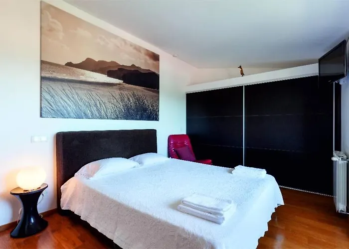 On Monte Sao Felix Laundos